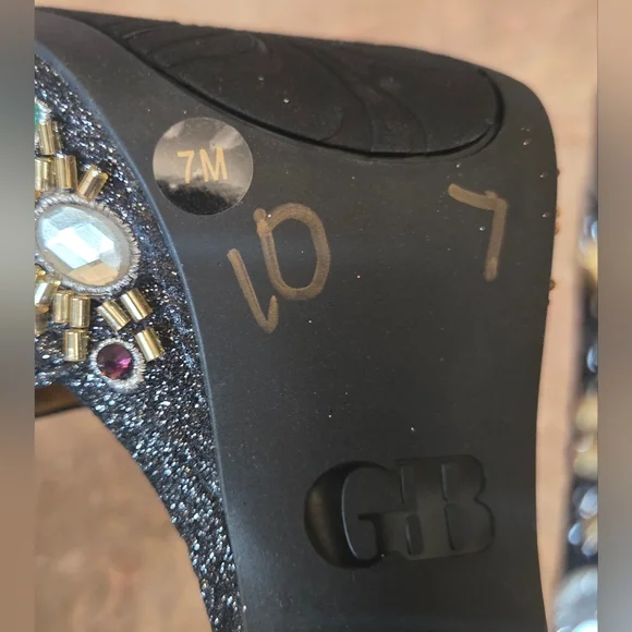 GB Gianni Bini Enchant-Ment Bead Embellished Platform Sandals.  Size  7 - Picture 8 of 10